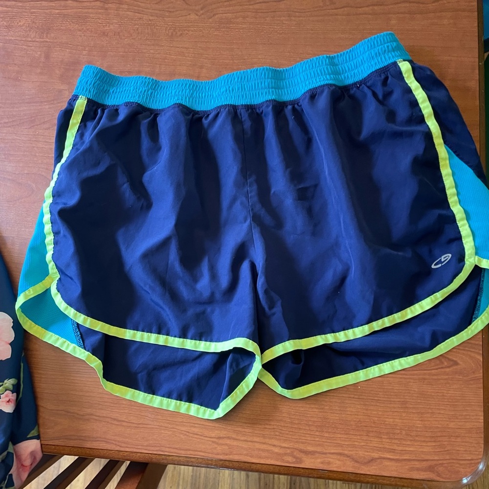 XXL Champion Dolphin Hem Athletic Shorts
